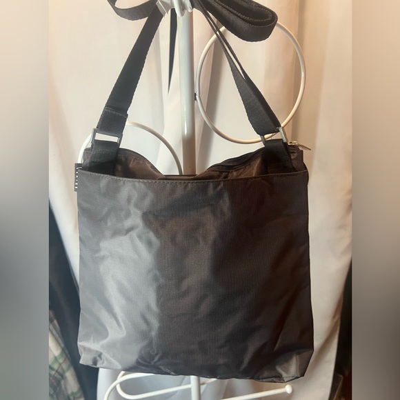 Milano Series Mia Tote new with tags - Picture 2 of 8